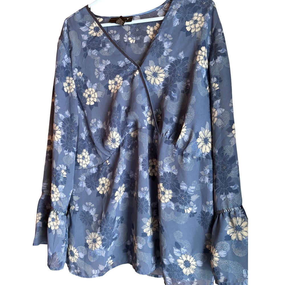 Venezia‎ Women's Blue Floral simulated Wrap Blouse Bell Sleeves Size 2-3 XL